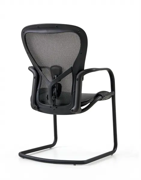 Кресло офисное Aeron Ultra Visitor, графит