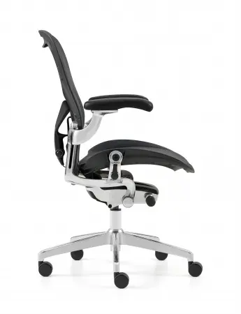 Кресло эргономичное офисное Aeron Ultra MC, алюминий